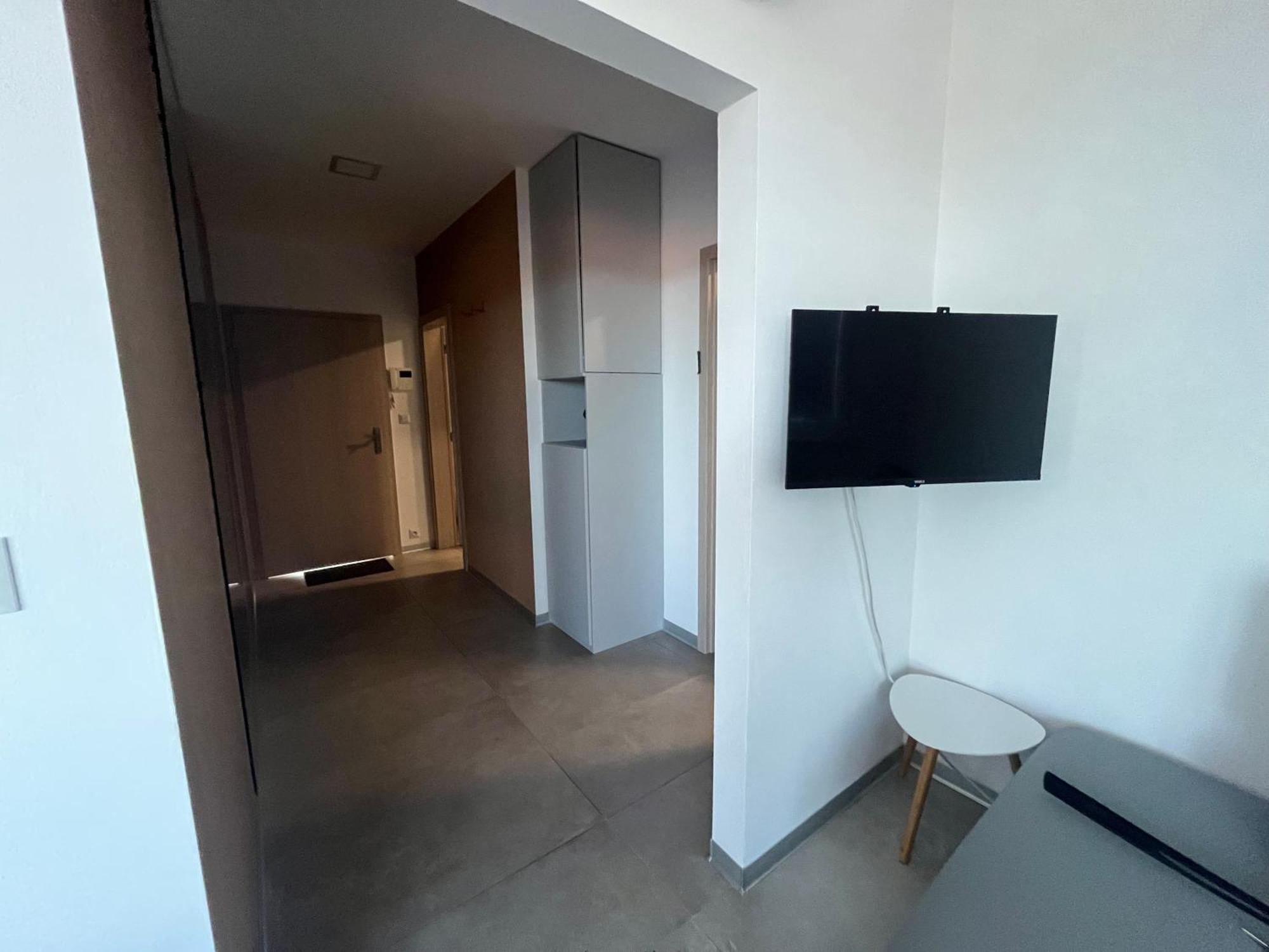 Apartment Sun Lakes - Sever سينيتش المظهر الخارجي الصورة