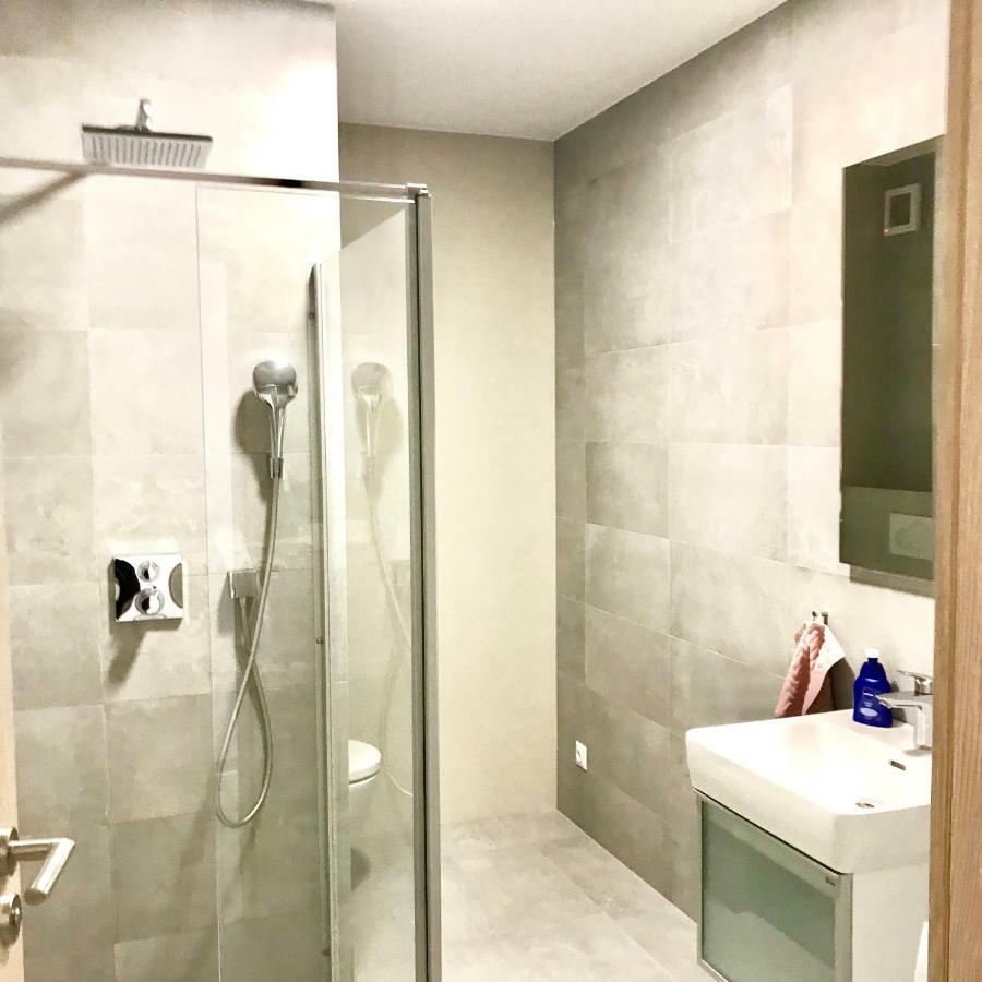 Apartment Sun Lakes - Sever سينيتش المظهر الخارجي الصورة